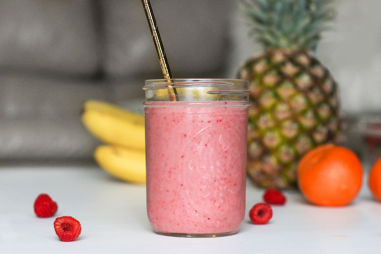 5 smoothies de petit-déjeuner sains pour les athlètes